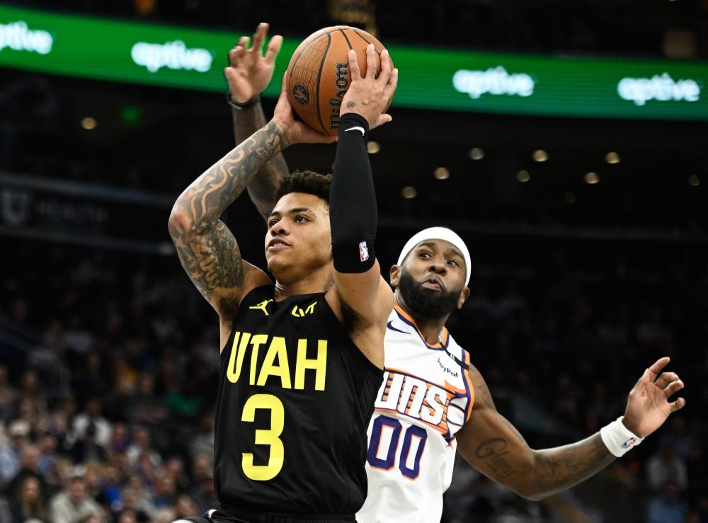 她通过坚韧 她通过坚韧