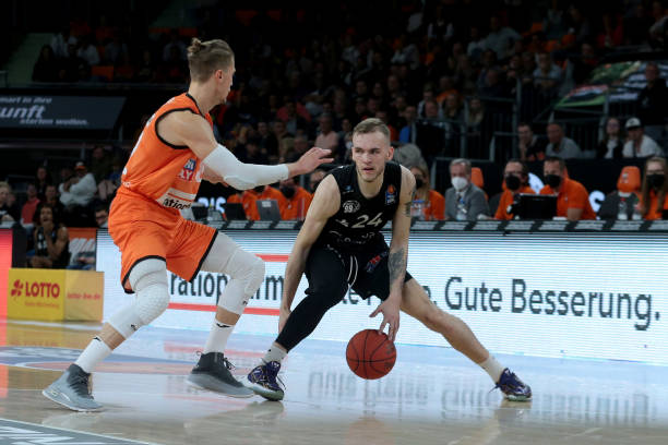 更多战术变 更多战术变