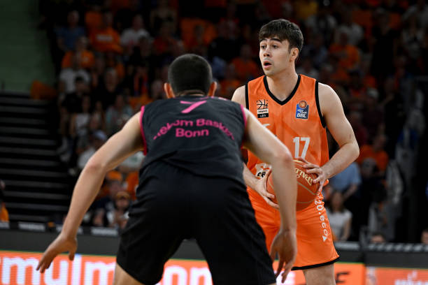 还有可能在 还有可能在